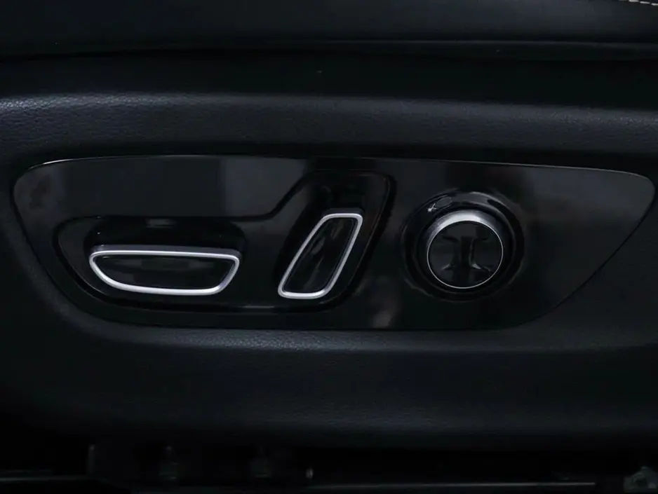 GAC GS8