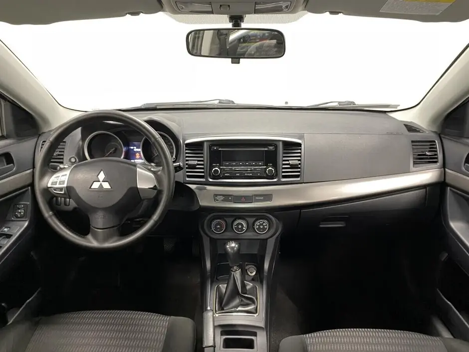 Mitsubishi Lancer