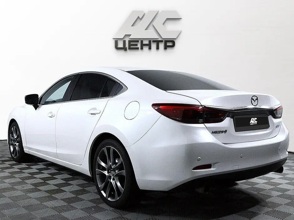 Mazda 6