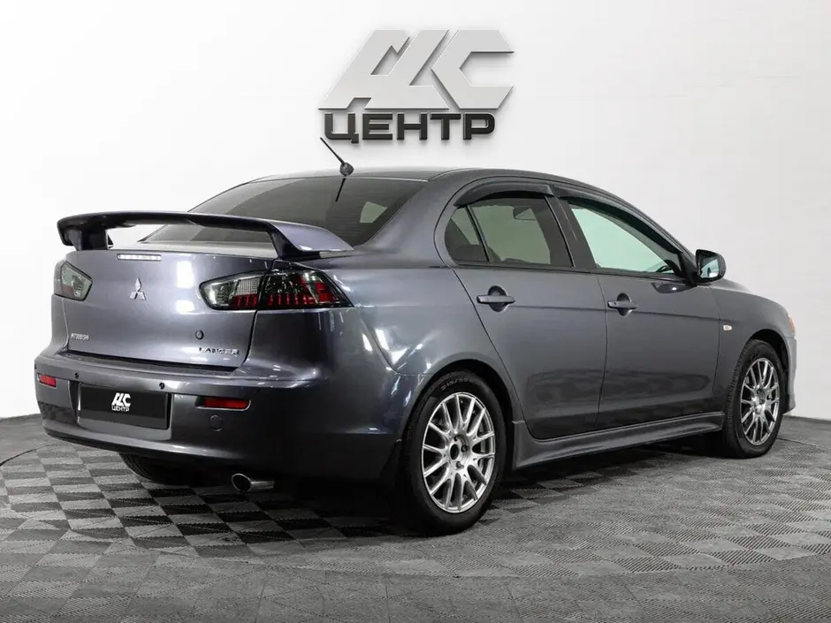 Mitsubishi Lancer