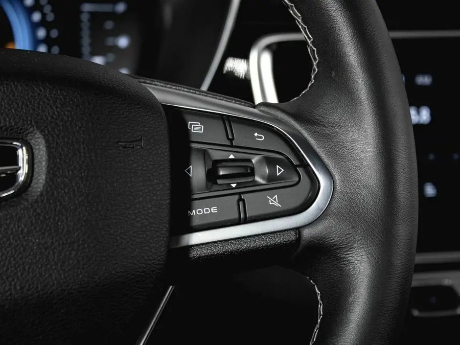 Geely Atlas Pro