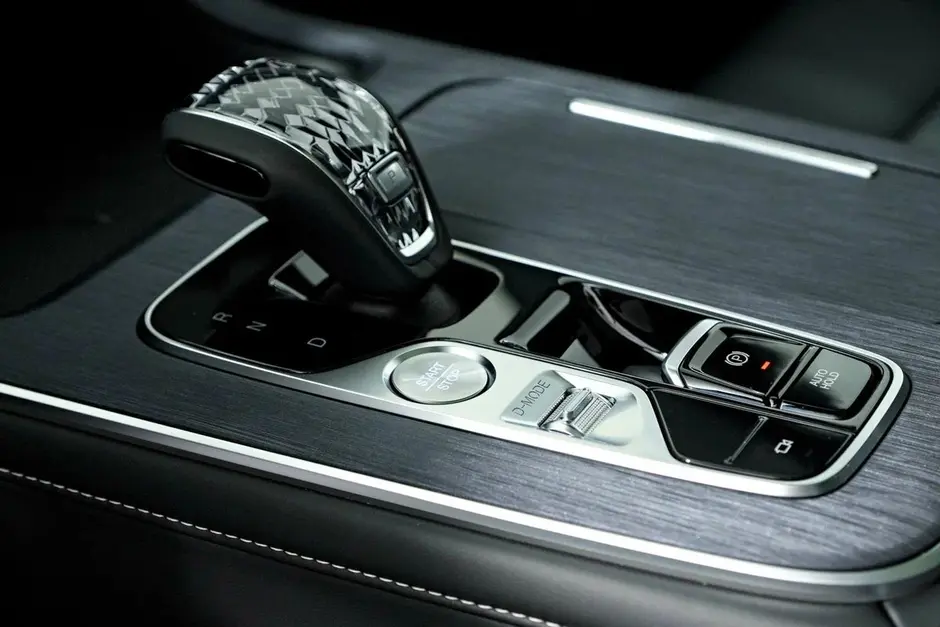 GAC GS8