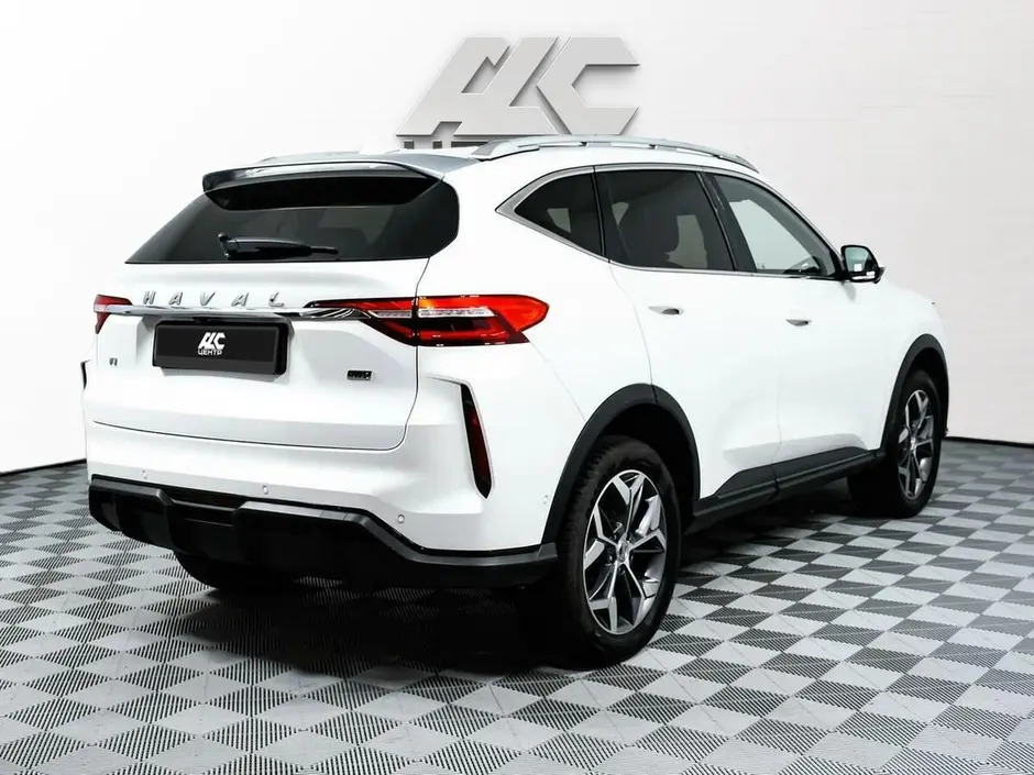 Haval F7