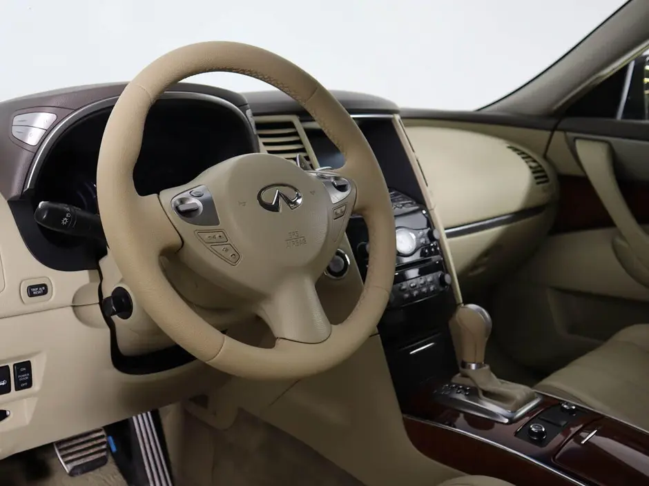 Infiniti FX