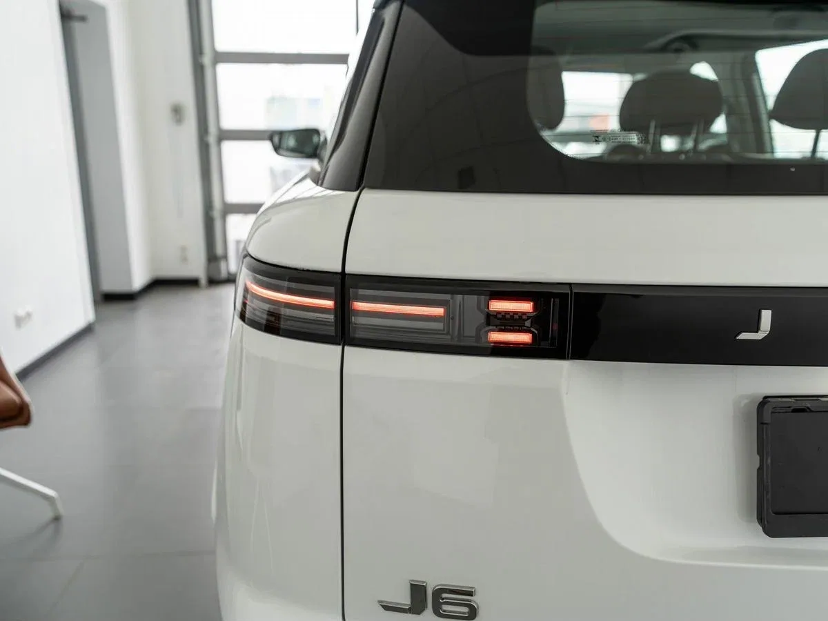 JAECOO J6