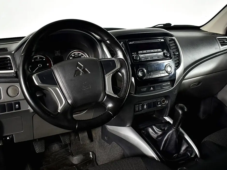 Mitsubishi L200