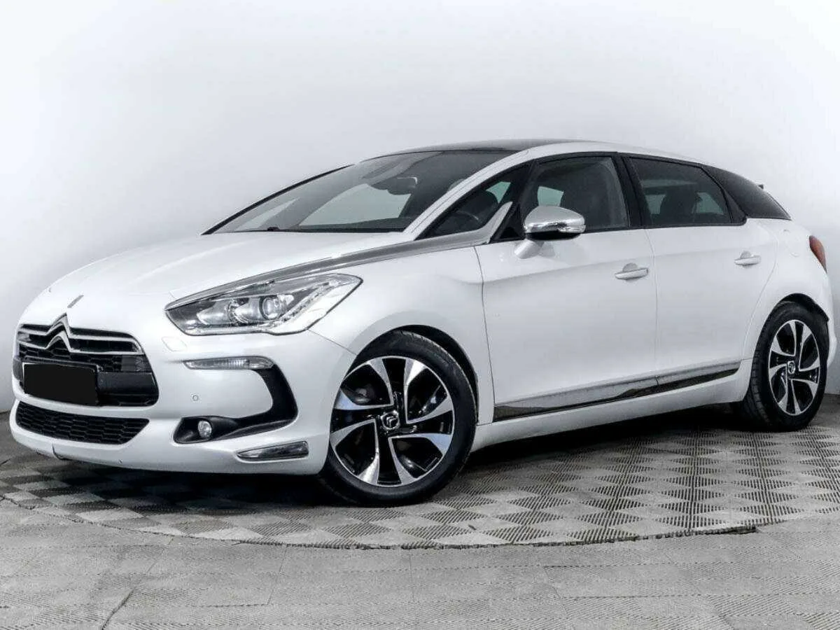 Citroen DS5