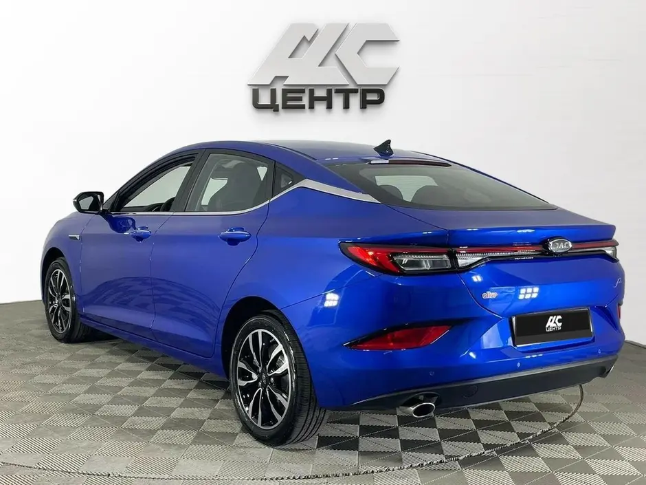 JAC J7