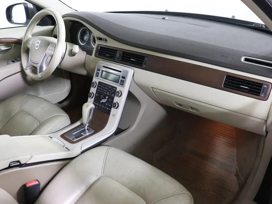 Volvo S80