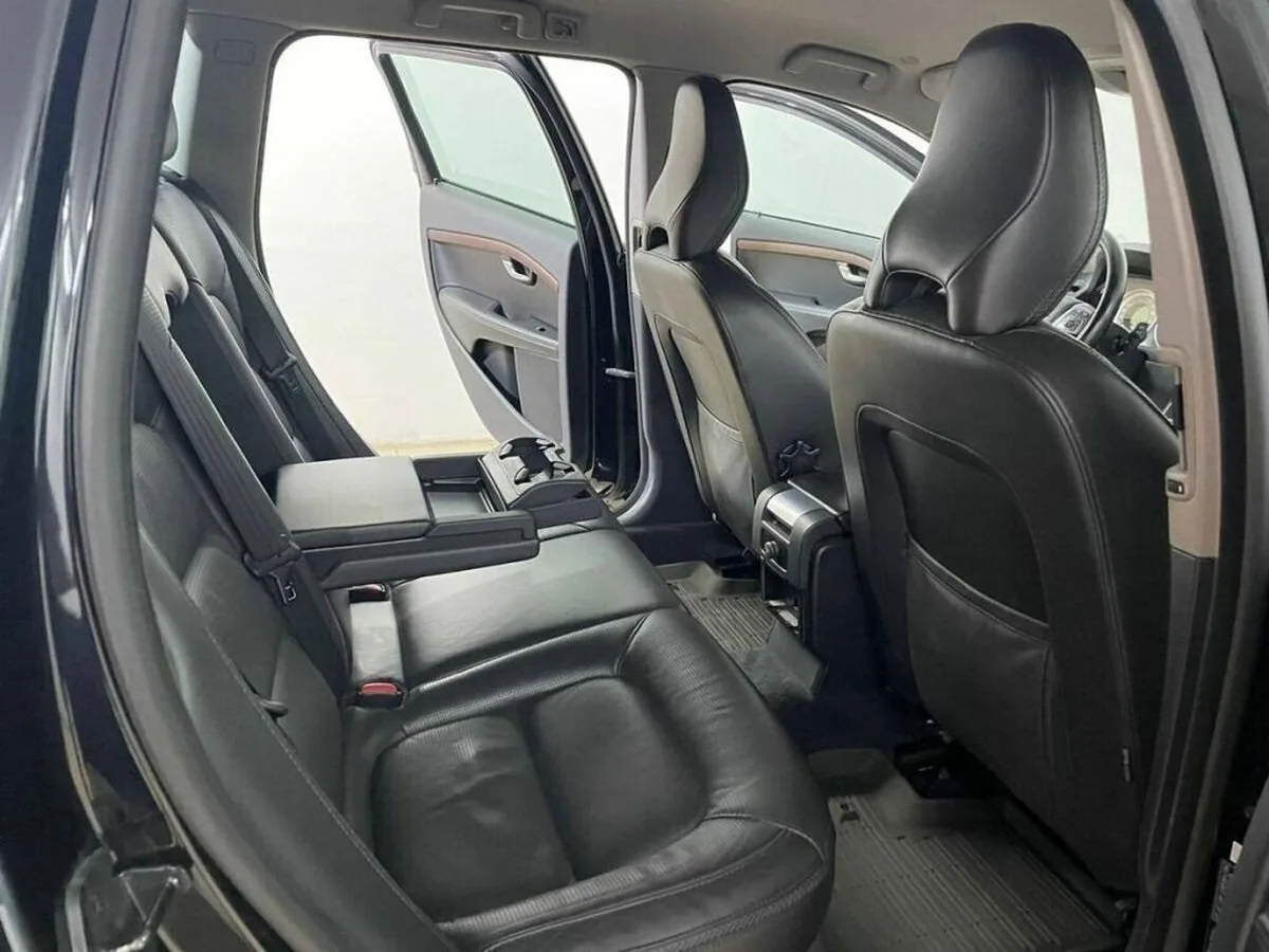 Volvo XC70