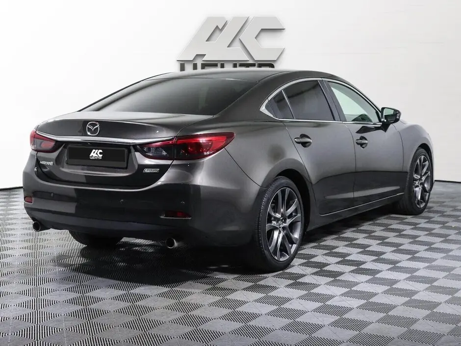 Mazda 6