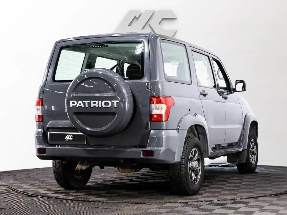 УАЗ Patriot