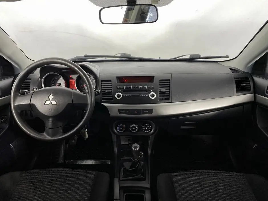Mitsubishi Lancer