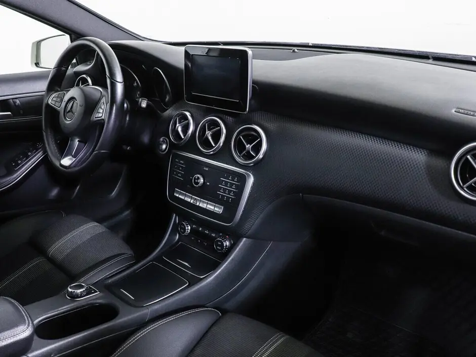 Mercedes-Benz A-Класс