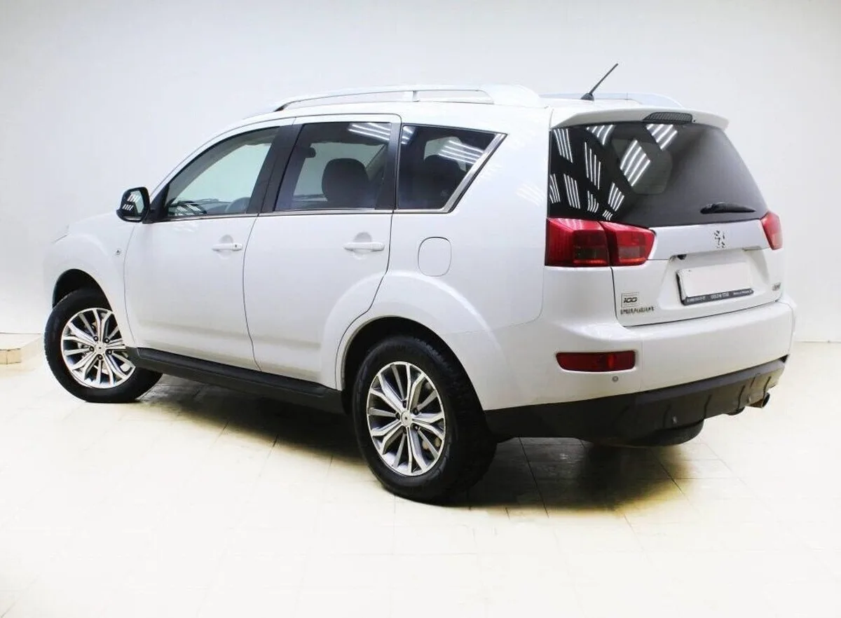Peugeot 4007