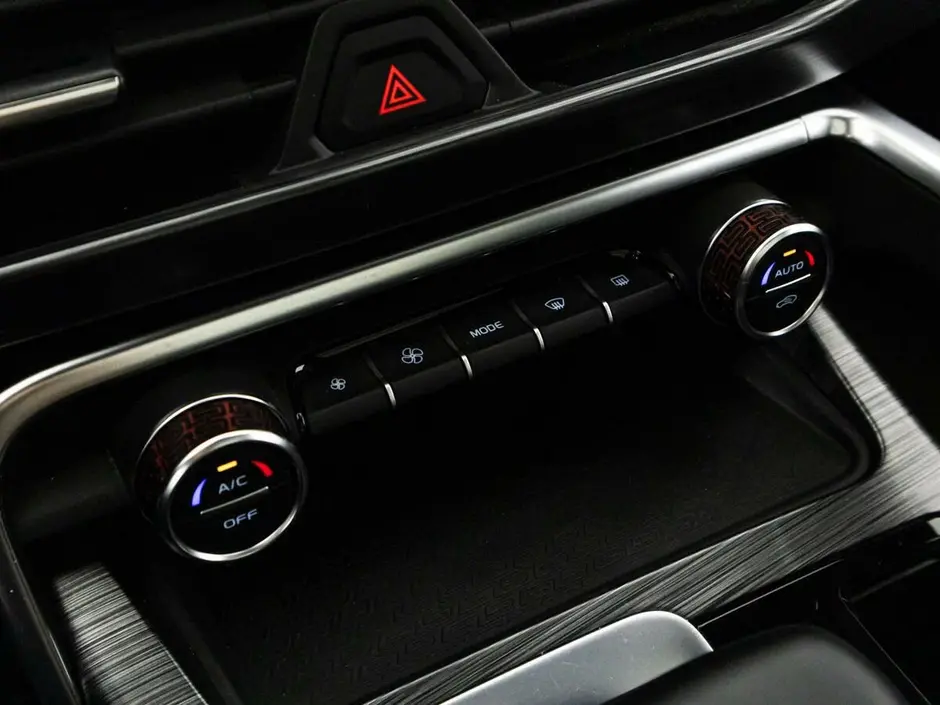 Geely Tugella