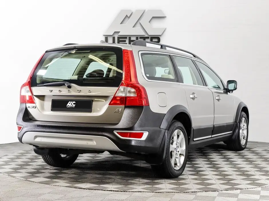 Volvo XC70