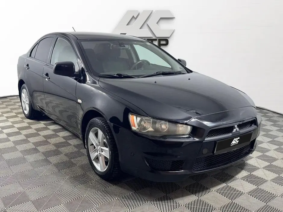 Mitsubishi Lancer