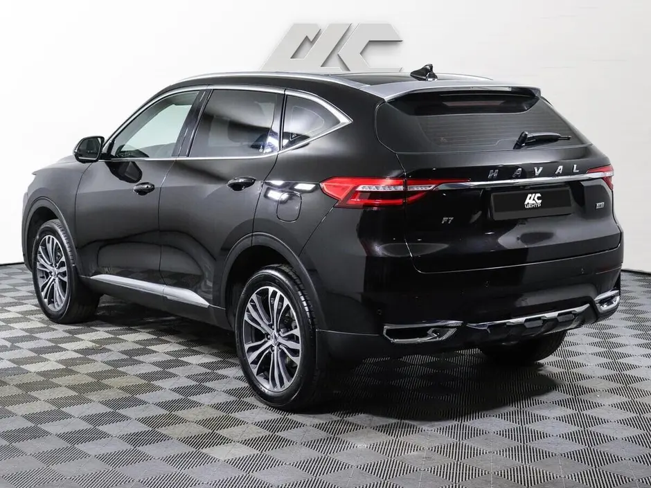 Haval F7