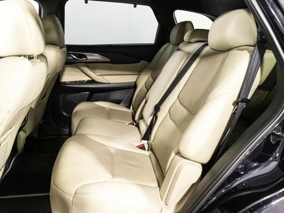 Mazda CX-9
