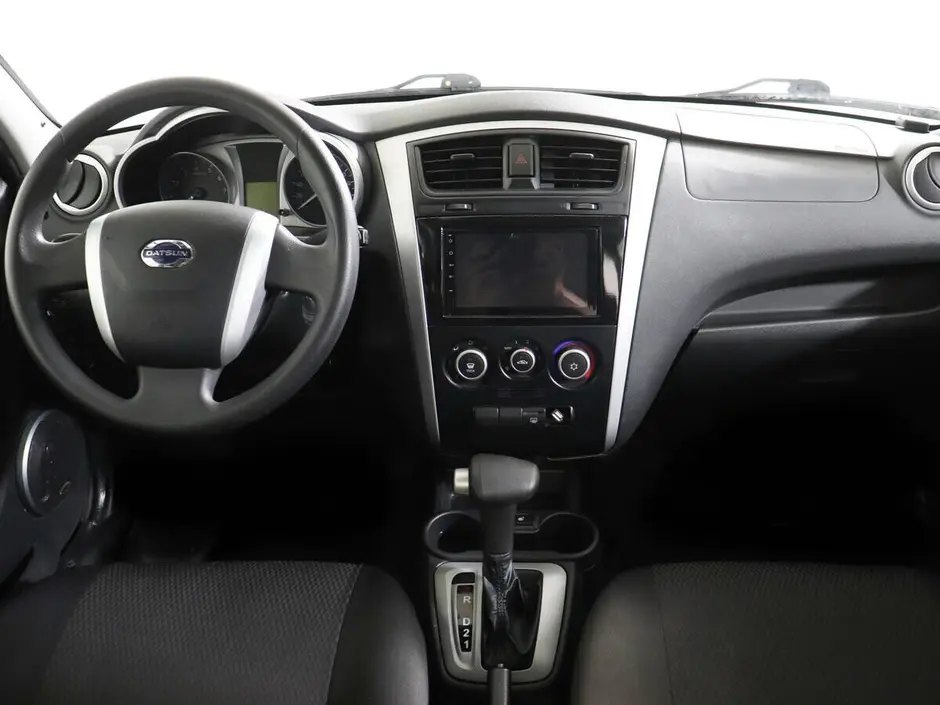 Datsun mi-DO