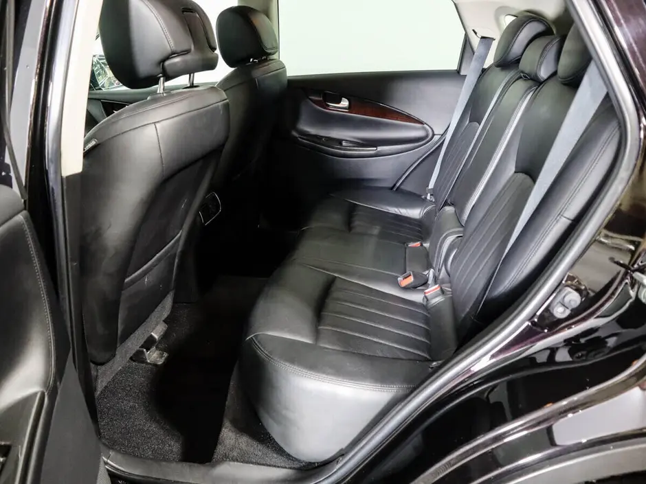 Infiniti QX50