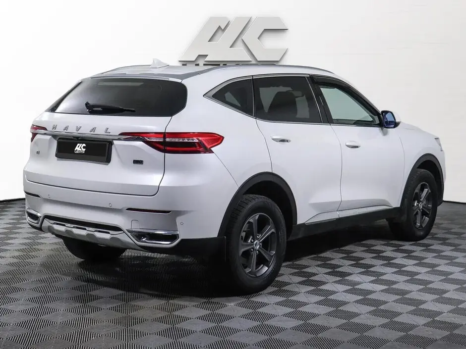 Haval F7