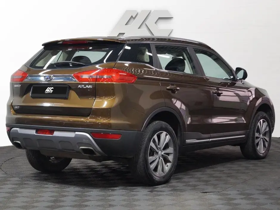 Geely Atlas